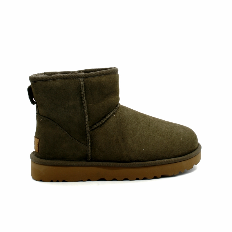 Boots Fourrées Femme UGG Classic Mini