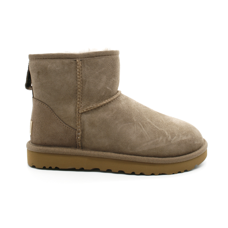 Boots Fourrées Femme UGG Classic Mini